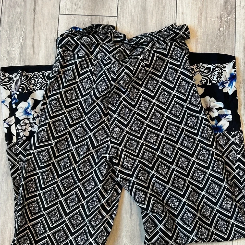 WHBM wide leg polyester pants size 00 blue black